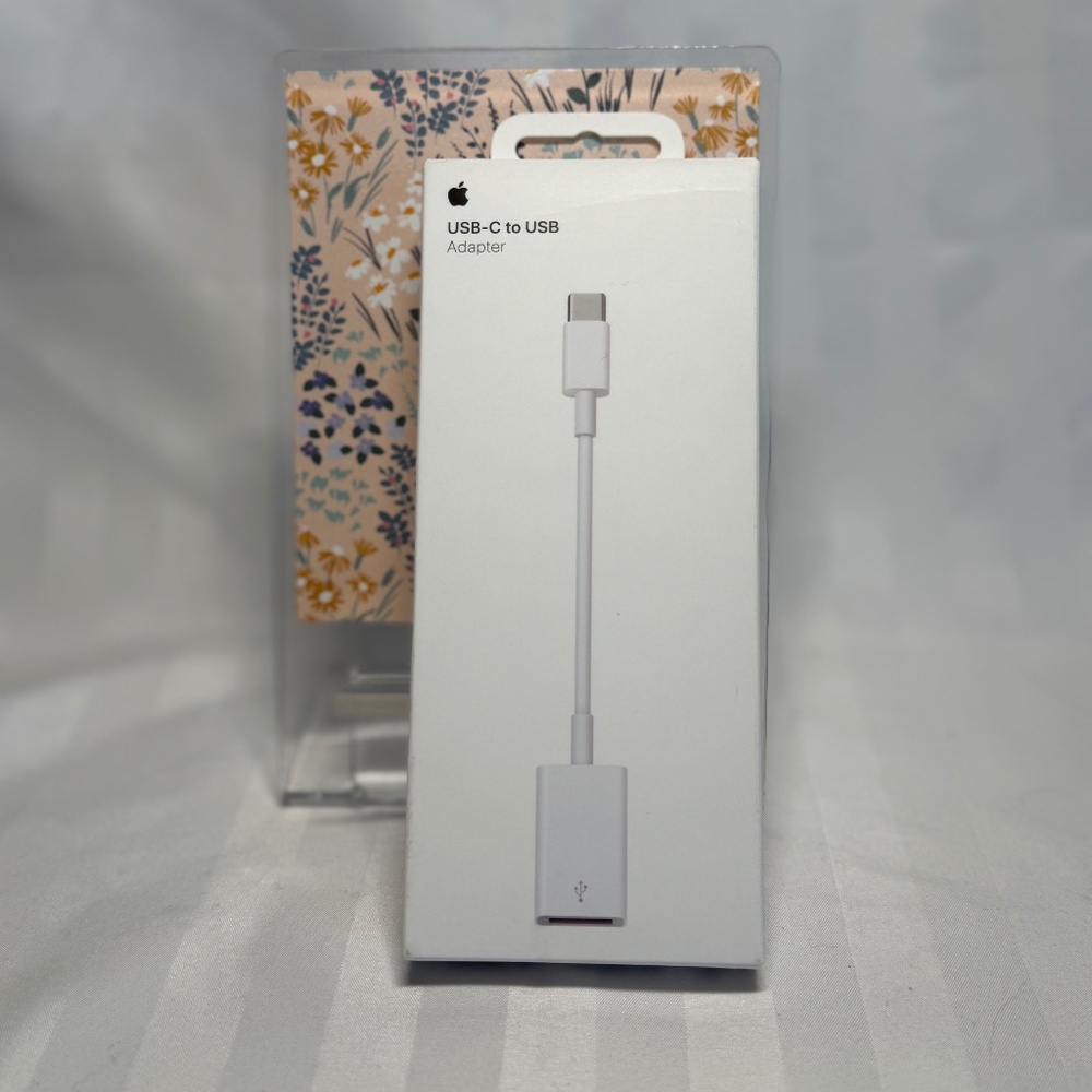 🍎 Apple USB-C to USB Adapter – Brand New 📦✨